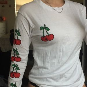 Long sleeve Cherry tee